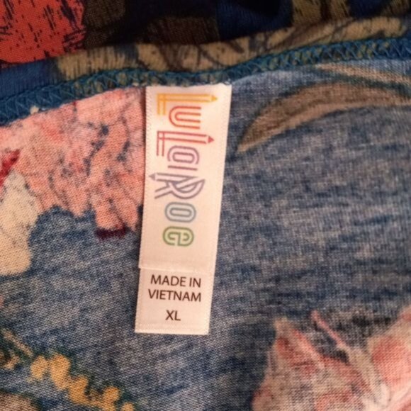 Lularoe XL Tunic Top Floral Print Long Sleeve Blue Pink Tee Shirt Hi-Low Stretch - Picture 8 of 8